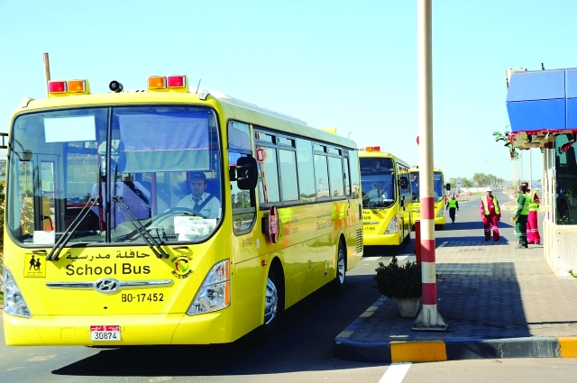 "أحزمة الأمان تسهم في الحفاظ على سلامة الطلبة ــ\t أرشيفية"