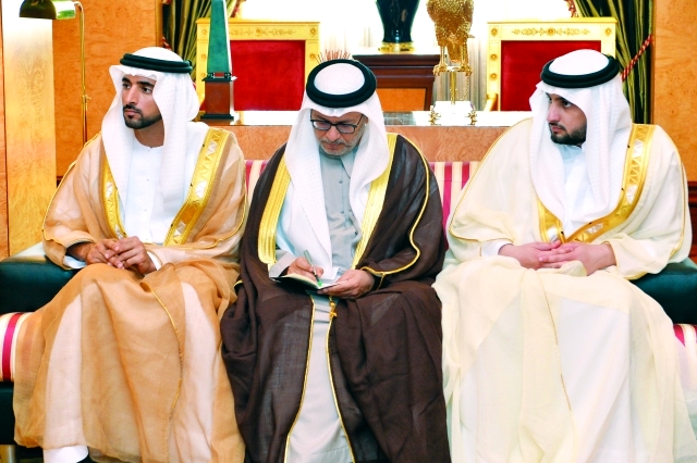 "حمدان وأحمد بن محمد بن راشد وأنور قرقاش"