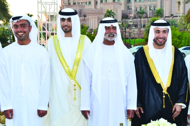 "نهيان بن مبارك ومحمد بن سعيد آل نهيان والعريس محمد وأحمد ناصر الريسي ونجله العريس محمد"