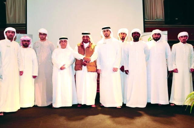 "تكريم شعبة الحاويات"