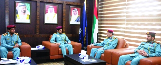 "الكعبي مستقبلاً وفد وزارة الداخلية"