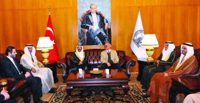 "رئيس المجلس الوطني خلال الاستقبال \t\tـــ وام"