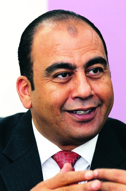 "شريف كامل"