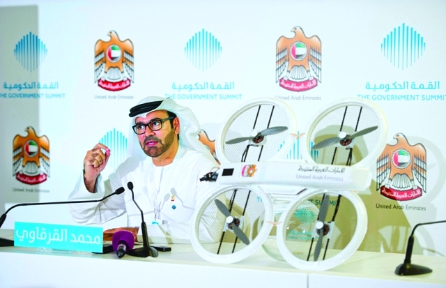 "محمد القرقاوي متحدثاً خلال الإعلان عن إطلاق الجائزة ــ أرشيفية"