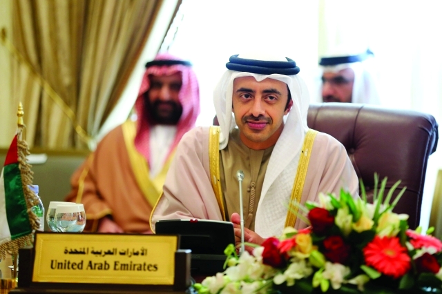 "عبد الله بن زايد مترئساً وفد الدولة في اجتماع الرياض ــ أ.ف.ب"