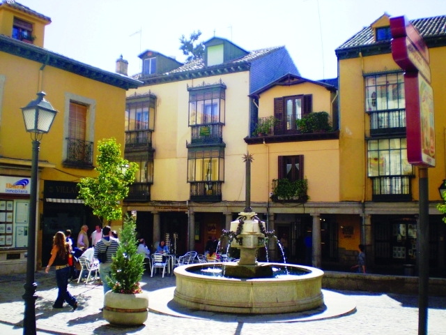 "باحة المكتبة"