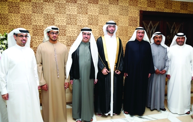 "أحمد محمد الشعفار، راشد المزروعي، ماجد الشامسي، العريس سلطان الشامسي، سعيد الطاير، سعود، و حمد بوعميم"