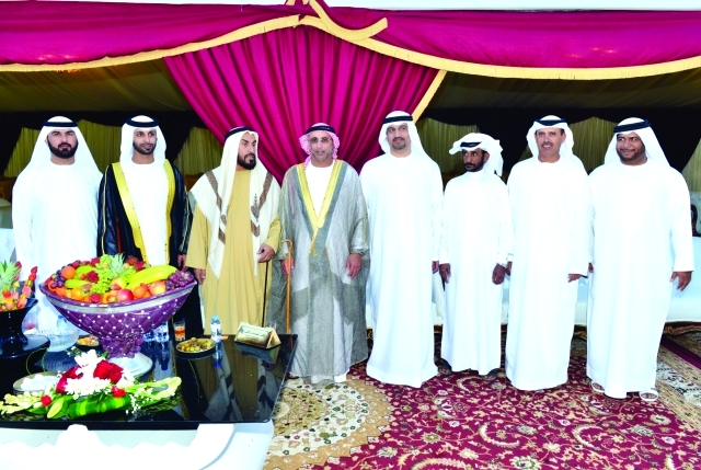 "خالد المعلا والعريس و شخصيات"