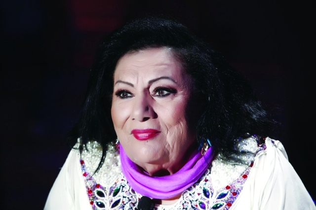 "اعتماد خورشيد"