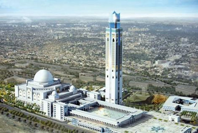 تشييد أطول مئذنة مسجد في العالم بالجزائر