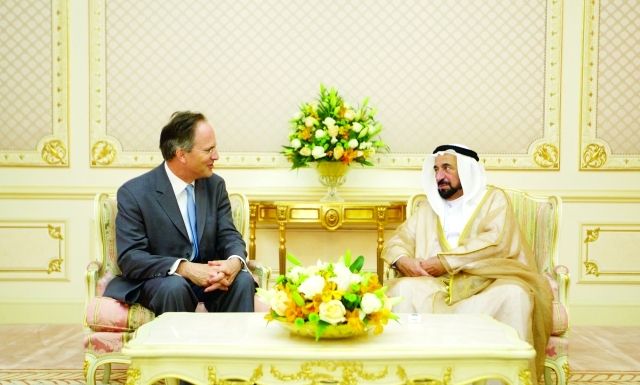 ".. ومستقبلاً سفير المملكة المتحدة"