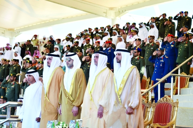 "حمدان بن محمد وسيف بن زايد وسعيد بن مكتوم"