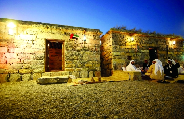 "العمارة الإماراتية .. فنون أصيلة وأساس للتطور - تصوير- سالم خميس"