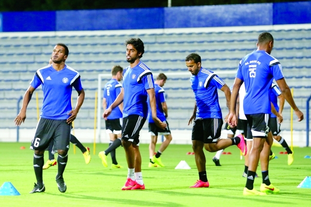 "الأزرق يأمل في عبور الشارقة - البيان"