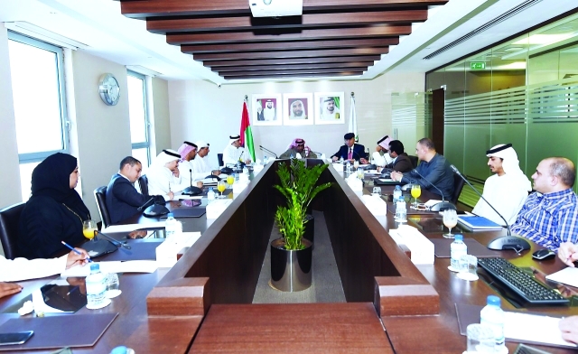 "اجتماع اللجنة الفنية مع الاتحادات الرياضية - البيان"