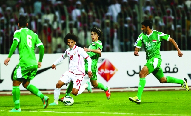"عموري وسط حصار عراقي في مباراة نهائي \"خليجي 21 \"البيان"