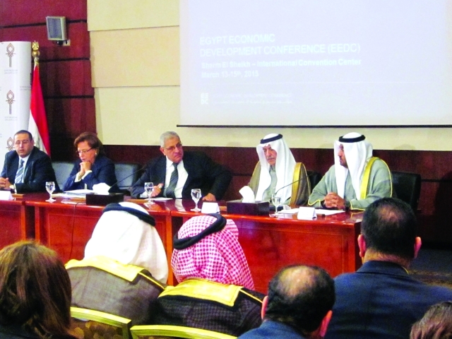 "خلال المؤتمر الصحافي في القاهرة - وام"