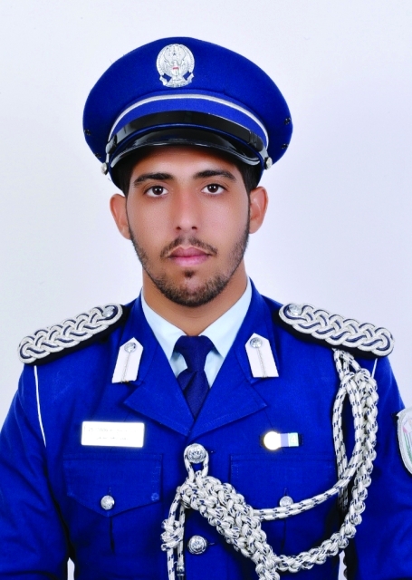 "محمد سعيد عبيد اليماحي  الحاصل على الأول في التطبيق المهني"