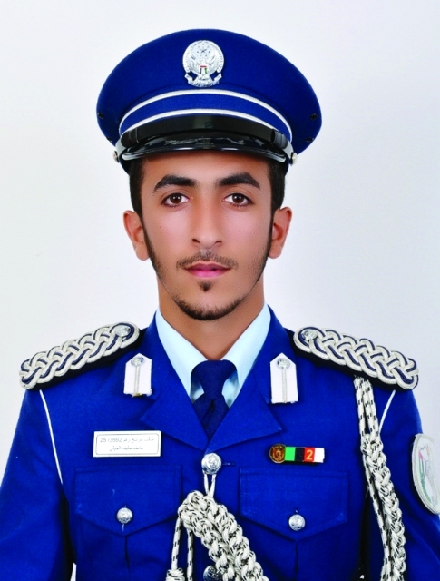 "هادف خليفة سالم الخييلي  الحاصل على الأول في الكفاءة القيادية والمسلك"