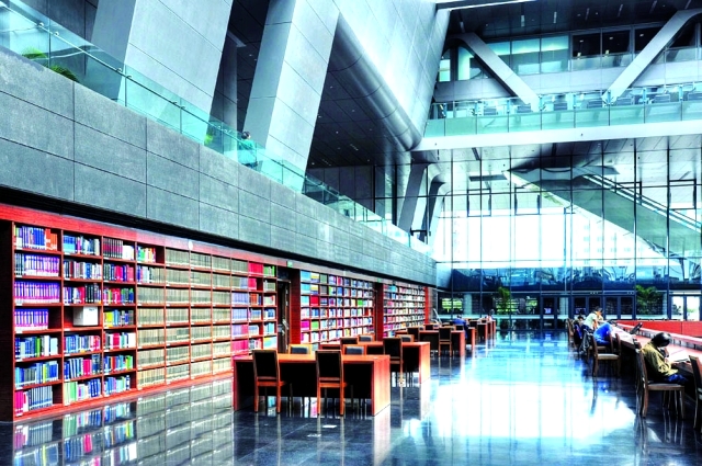 "أوعية تخزين ووسائل حفظ متطورة في المكتبة"