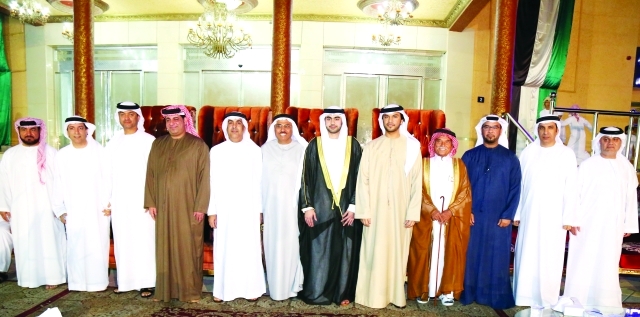 "عارف حسن ومحمد الطنيجي وغدير الظاهري وعارف حسن وعبدالله النعيمي والعريس وسعيد المناعي وأحمد الصم ومحمد العلي وأحمد الشامسي وعبدالرحمن نقي ومحمود عبدالله"