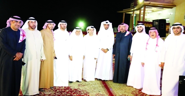 "علي رشيد وعبدالله وحسين ود. رشيد ومحمد وخالد رشيد، وعبدالواحد وخالد الحمادي ورشيد علي وعبدالرحمن نقي"