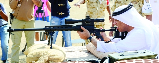 ".. سموه يشارك في إحدى أنشطة الرماية\t ــ من المصدر"
