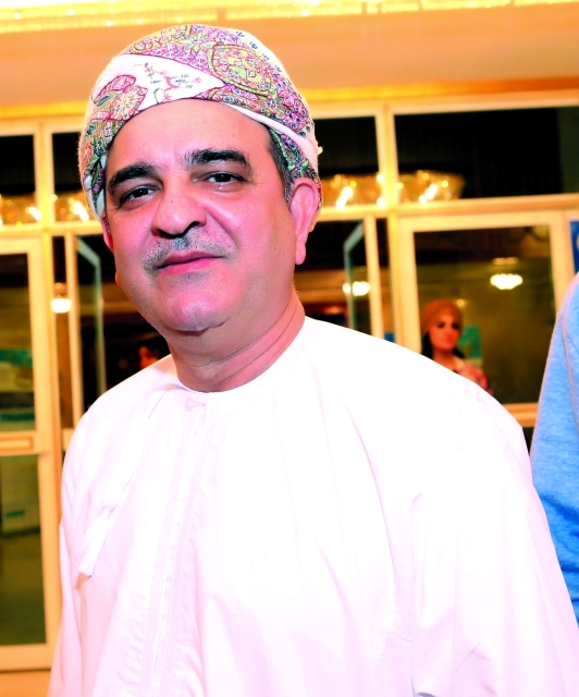"عبدالكريم جواد"