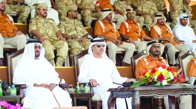 "هزاع بن زايد يتابع فعاليات المهرجان بحضور عبد الله الكتبي ــ وام"