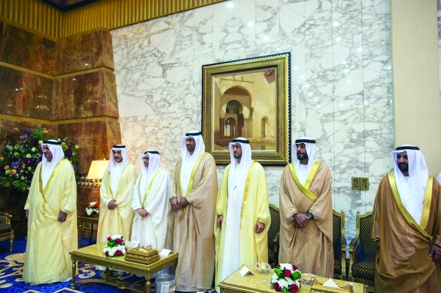 "سلطان بن خليفة وقرقاش والجابر والزعابي والمزروعي والبواردي والظاهري"