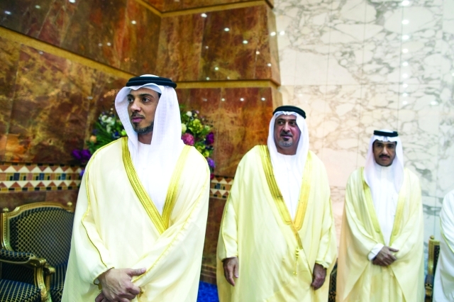 "منصور بن زايد وسلطان بن خليفة والزعابي"