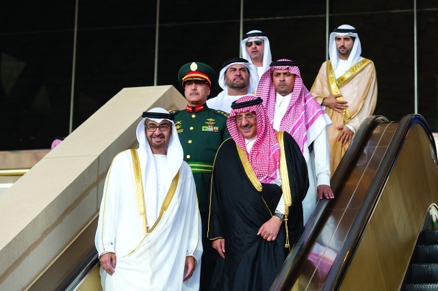 "محمد بن زايد وحمدان بن محمد وهزاع بن زايد ومحمد بن نايف خلال الاستقبال"