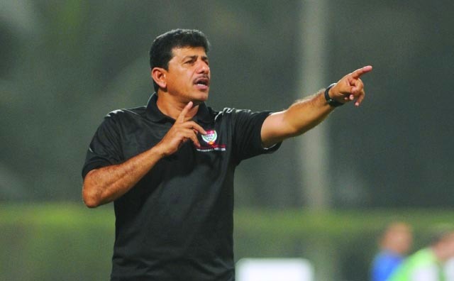 "مسفر تسلم مهمة المنتخب الأولمبي - البيان"