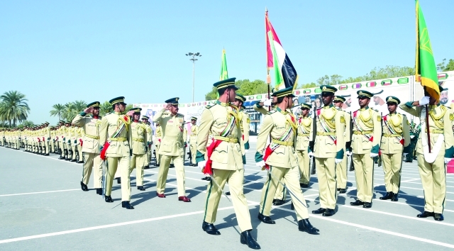 "المزينة يتفقد البروفات الرسمية لحفل التخريج"