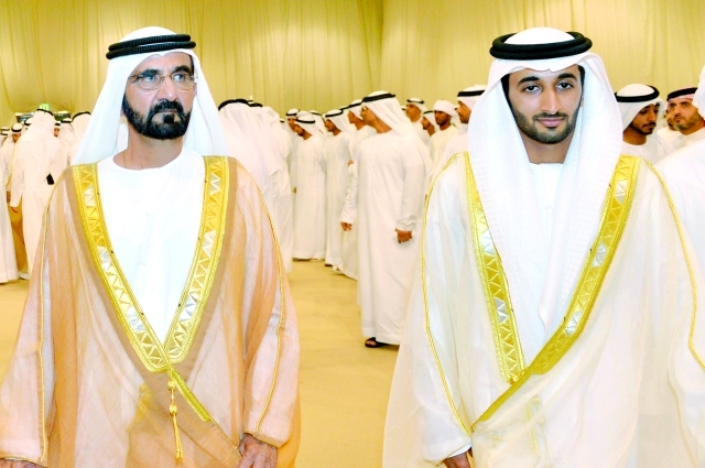 "محمد بن راشد وراشد بن دلموك بن جمعة آل مكتوم\t\tـــ تصوير سيف محمد"