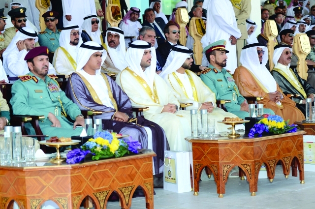 "منصور بن محمد وحشر بن مكتوم ومحمد بن مكتوم وضاحي خلفان وسيف الشعفار وناصر النعيمي"