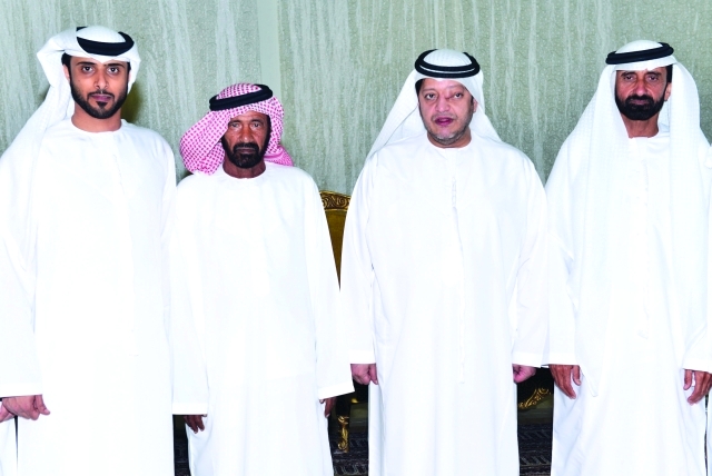 "سعيد بن طحنون والعريس محمد ووالده ياسر الشامسي ووالد العروس راشد سليمان الشامسي"