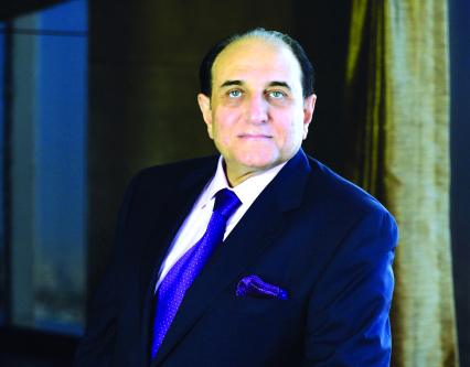 "عثمان سلطان: نمو العائدات 13.3 % يعتبر من الأعلى إقليمياً"