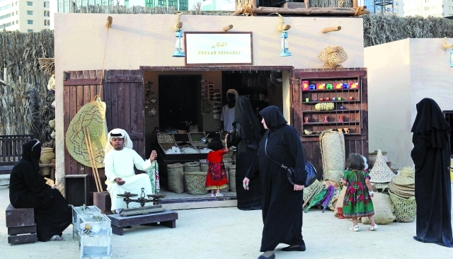 "السوق يبرهن أن لكل جزء من المهرجان مفرداته"