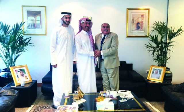 "سفير المكسيك خلال لقائه جمال وخالد غباش\t من المصدر"