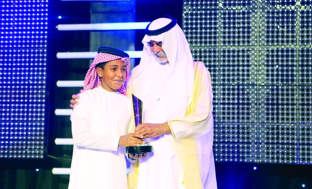 ".. ويكرم الفنان عبد الله نبيل \t\tوام"