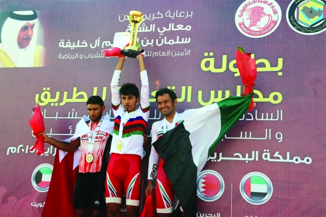 "ميرزا يرفع الكأس عالياً - البيان"