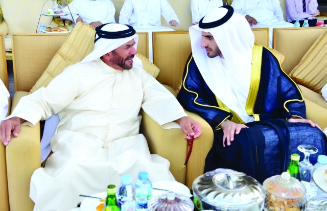 "سرور بن محمد يبارك للعريس عبدالله بزفافه"