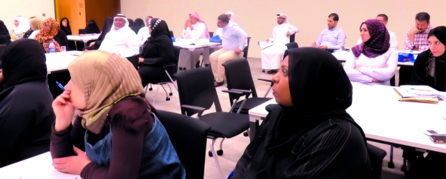 "جانب من المشاركين في برنامج \"تآلف\""