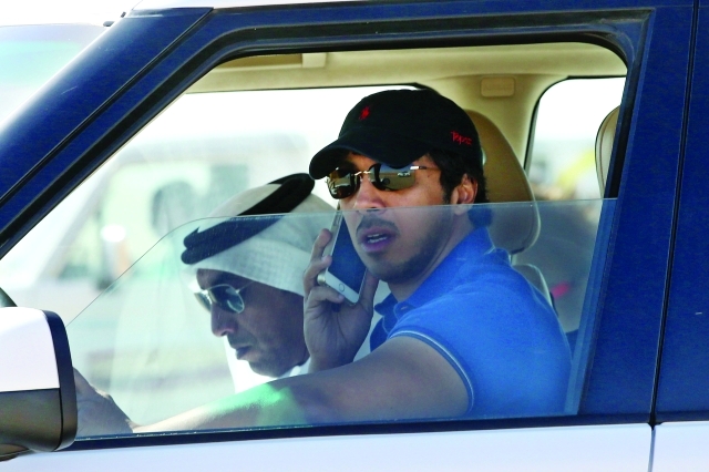 "منصور بن زايد يتابع السباق تصوير- مرهف العساف"