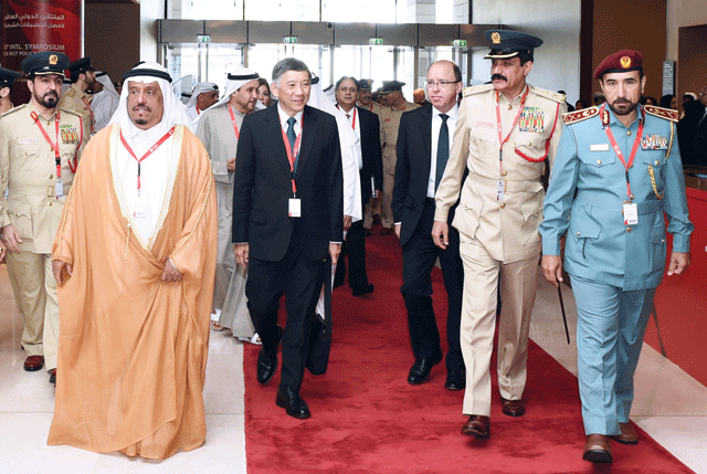 شرطة دبي تدعو الشركاء إلى الوقوف في وجه الإرهاب المادي والفكري