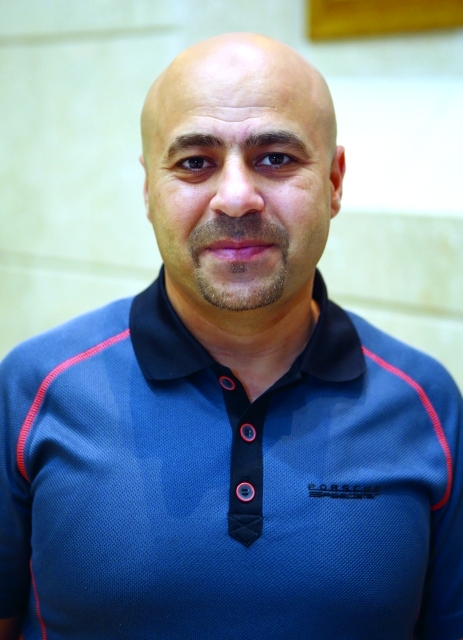 "مصعب الحسون"