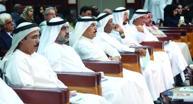 "عبد الغفار حسين وسلطان السويدي وبلال البدور وعلي عبيد"