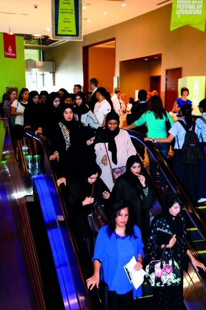 "صور عامة من مهرجان طيران الامارات للكتاب في يومه الثاني، مارس 5، 2015. تصوير عبد الحنّان مصطفى"