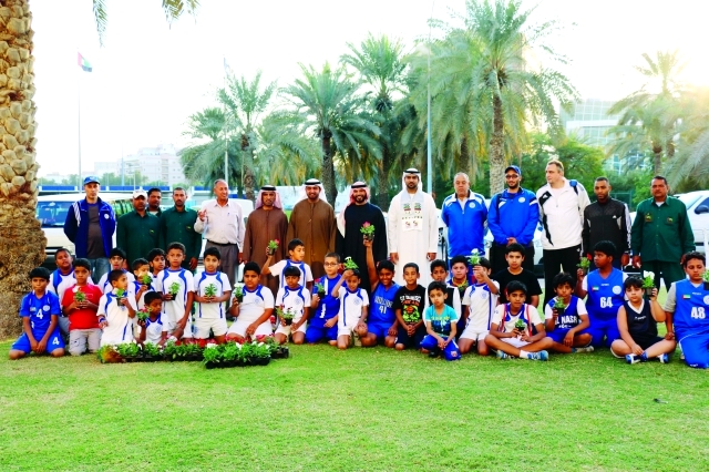 "المشاركون من نادي النصر في الفعالية - البيان"